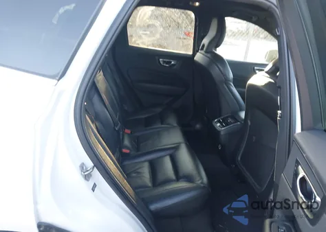 2019 Volvo Xc60 T5 Inscription из США, поврежденный, VIN LYV102DL2KB284628